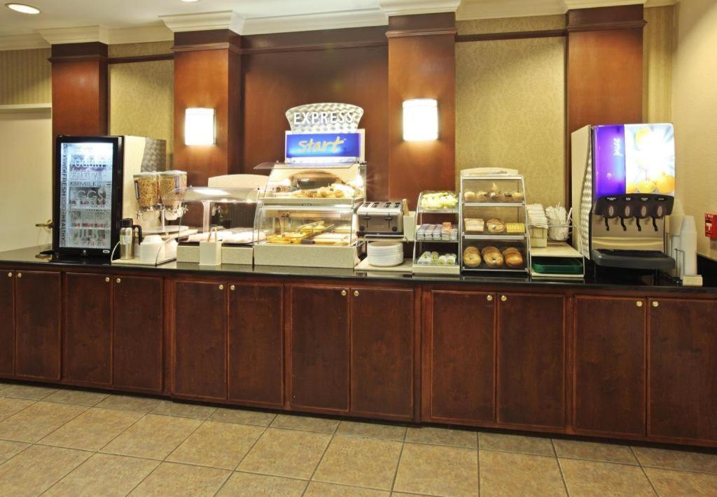 Holiday Inn Express Camden Hotel By Ihg Zewnętrze zdjęcie